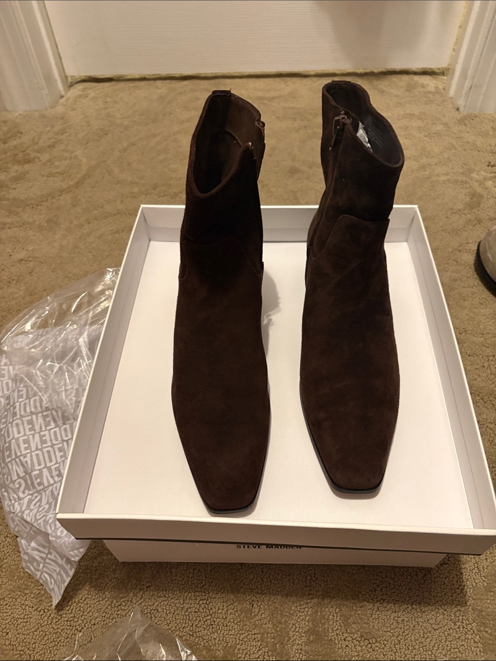 Steve Madden Dusty Chocolate Brown Suede Size 8.5